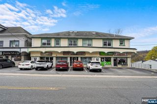 581 High Mountain Road 1, North Haledon, NJ 07508