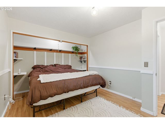 16816 Se HAIG St, Portland, OR 97236