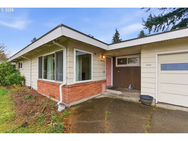 16816 Se HAIG St, Portland, OR 97236