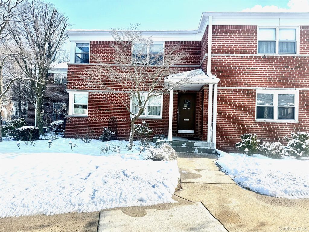 196-40 Pompeii Avenue 2B, Hollis, NY 11423