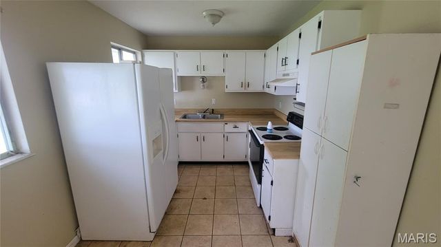 2811 Vineyard Drive, Arnold, MO 63010