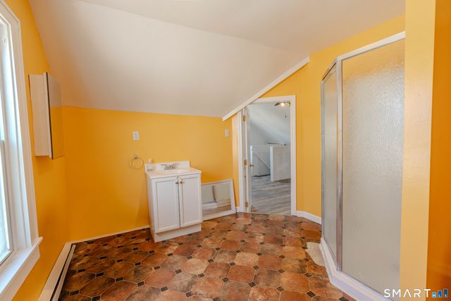 53-55 Davis Avenue B, Bridgeport, CT 06605