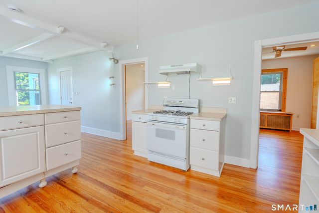 53-55 Davis Avenue B, Bridgeport, CT 06605
