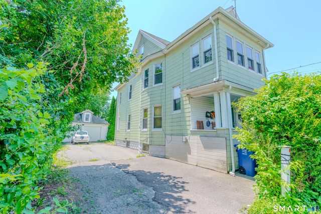 53-55 Davis Avenue B, Bridgeport, CT 06605