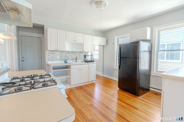 53-55 Davis Avenue B, Bridgeport, CT 06605