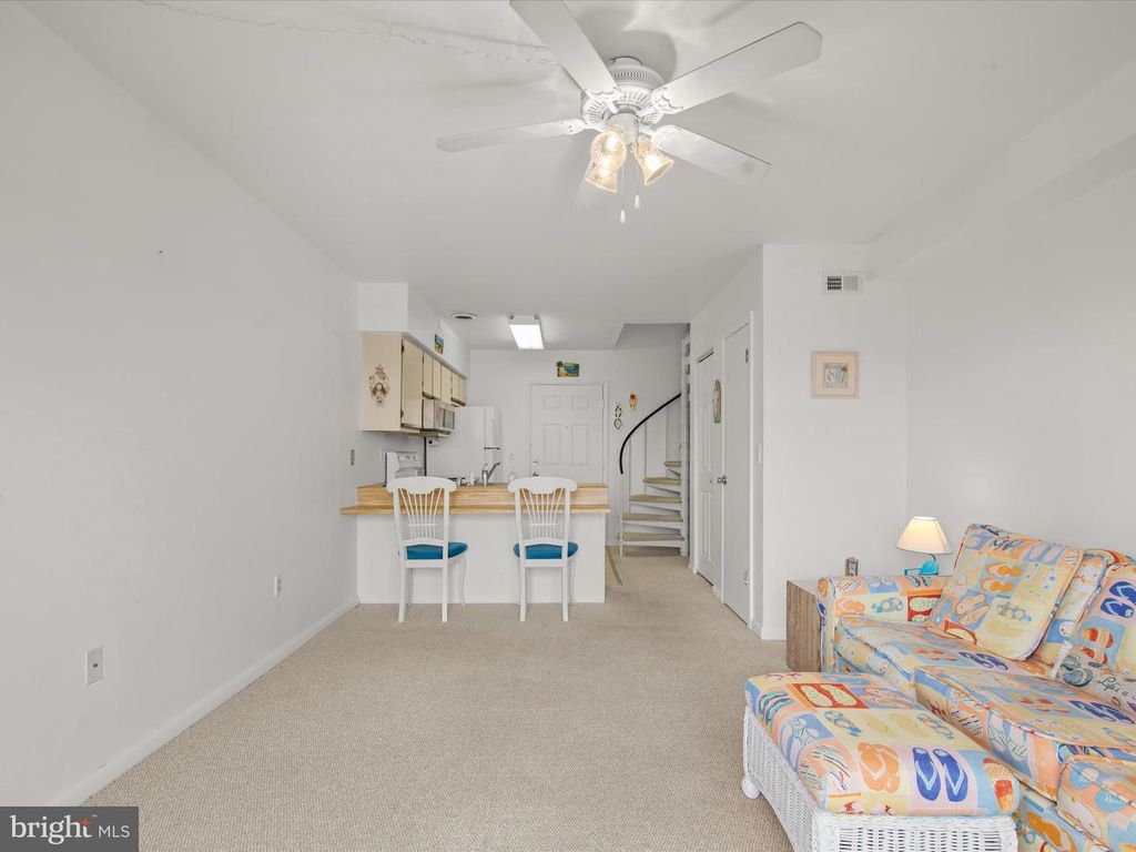 Image 13 of property listing at 105 123RD ST #353B2, Ocean City, MD 21842