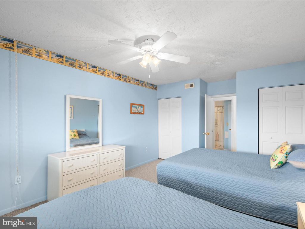 Image 18 of property listing at 105 123RD ST #353B2, Ocean City, MD 21842