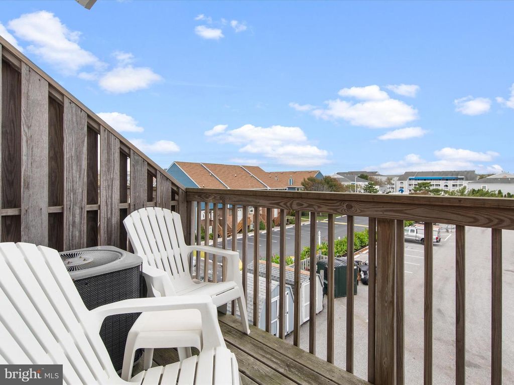 Image 22 of property listing at 105 123RD ST #353B2, Ocean City, MD 21842