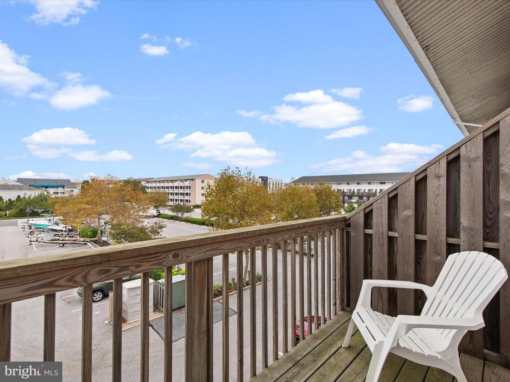 Image 26 of property listing at 105 123RD ST #353B2, Ocean City, MD 21842