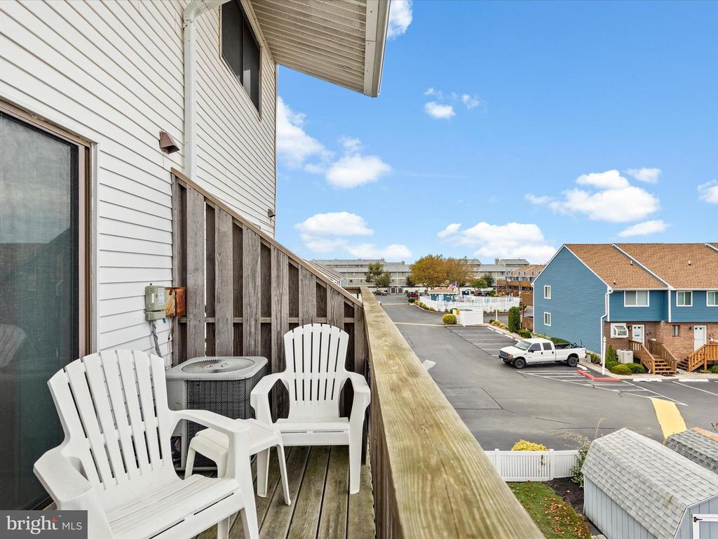 Image 30 of property listing at 105 123RD ST #353B2, Ocean City, MD 21842