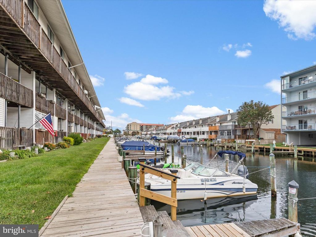 Image 33 of property listing at 105 123RD ST #353B2, Ocean City, MD 21842