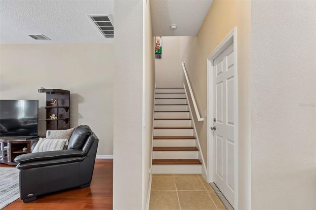 10837 BREAKING ROCKS DRIVE, Tampa, FL 33647