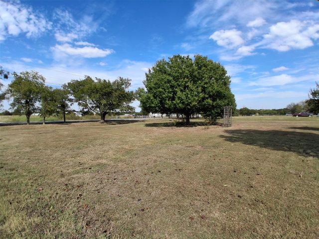 10916 County Road 510, Venus, TX 76084