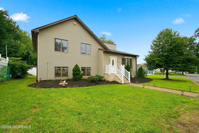 897 Brookside Avenue, Keyport, NJ 07735