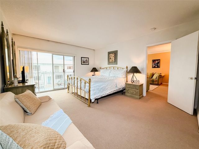 412 S Cypress Road 225, Pompano Beach, FL 33060