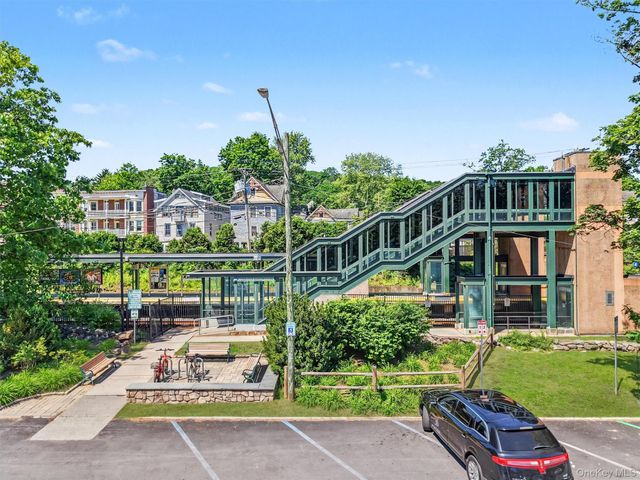 6 North Street 1, Katonah, NY 10536