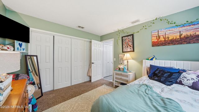 1695 SANDY HOLLOW Loop, Middleburg, FL 32068