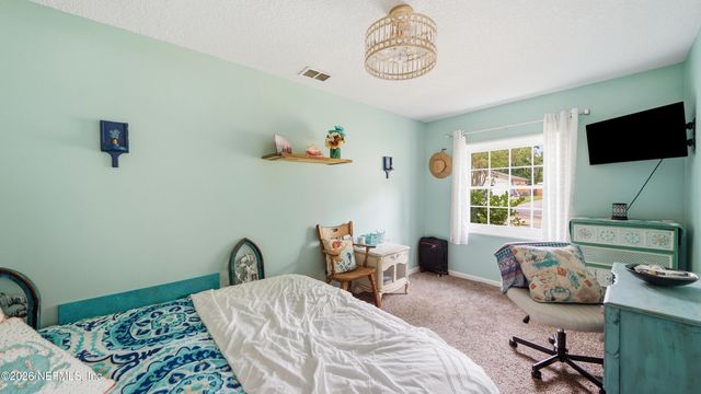1695 SANDY HOLLOW Loop, Middleburg, FL 32068