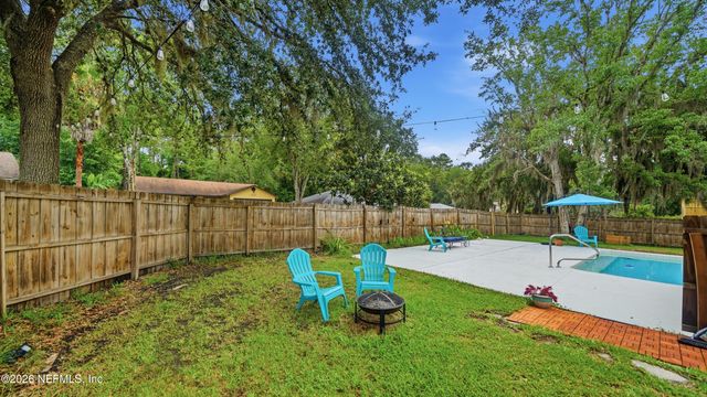 1695 SANDY HOLLOW Loop, Middleburg, FL 32068