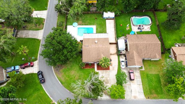 1695 SANDY HOLLOW Loop, Middleburg, FL 32068