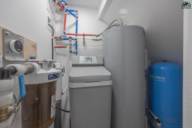 1185 LAKE DRIVE, North Pole, AK 99705