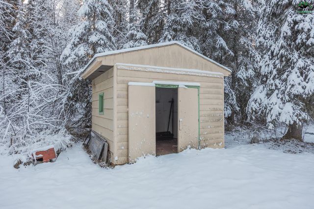 1185 LAKE DRIVE, North Pole, AK 99705