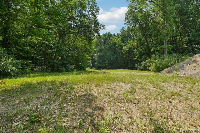 777 S Brandt Road, Ortonville, MI 48462