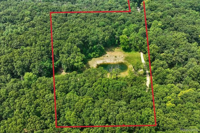 777 S Brandt Road, Ortonville, MI 48462