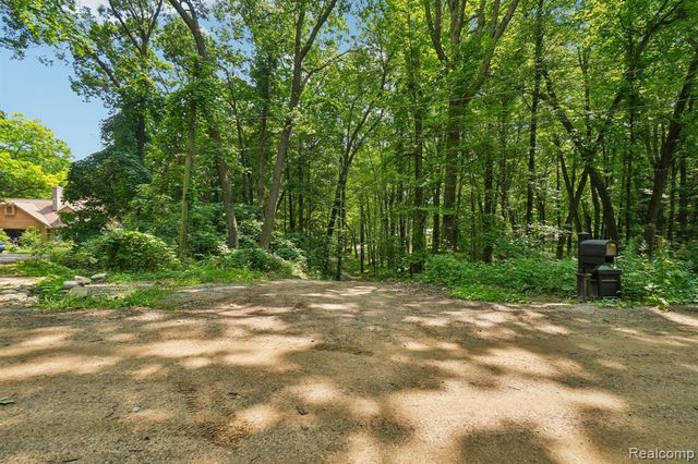 777 S Brandt Road, Ortonville, MI 48462