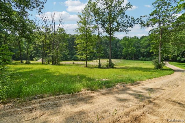 777 S Brandt Road, Ortonville, MI 48462