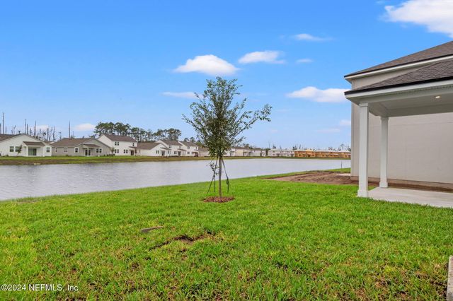 14710 CASHEW Avenue, Jacksonville, FL 32218
