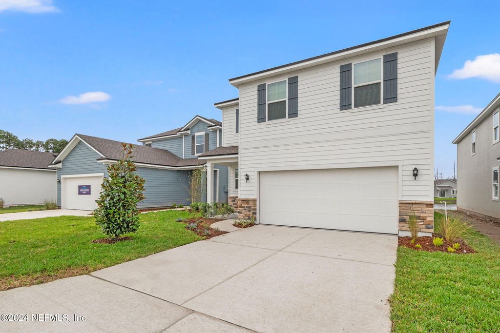 14710 CASHEW Avenue, Jacksonville, FL 32218