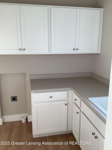 11625 Murano Drive 63, Dewitt, MI 48820