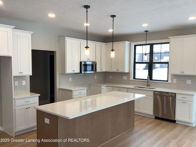 11625 Murano Drive 63, Dewitt, MI 48820