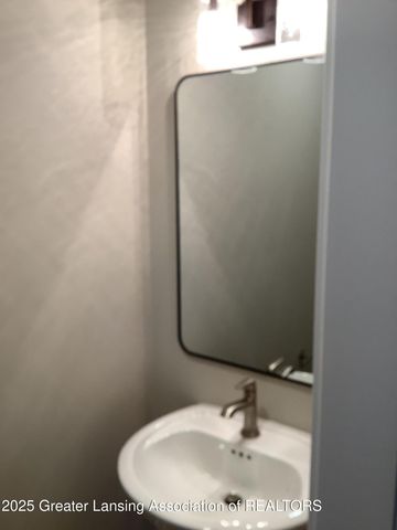 11625 Murano Drive 63, Dewitt, MI 48820