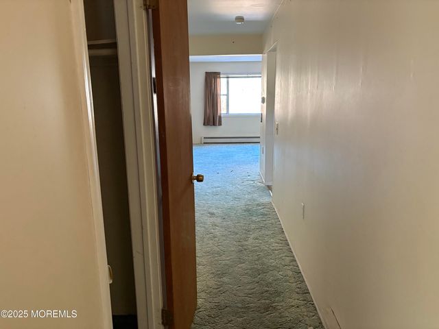 55 Selkirk Avenue, Toms River, NJ 08757