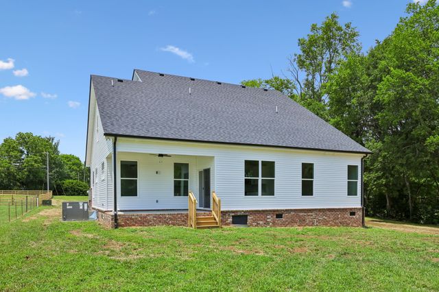 7640 Joe Rowlin Rd, Christiana, TN 37037