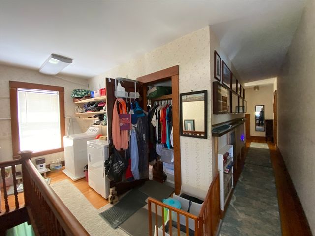 109 Brookfield Rd, Brimfield, MA 01010