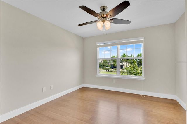 8049 CADMAN STREET, Orlando, FL 32832