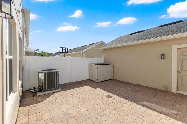 8049 CADMAN STREET, Orlando, FL 32832