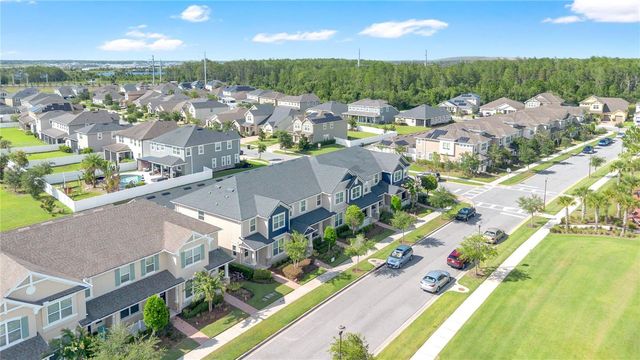8049 CADMAN STREET, Orlando, FL 32832