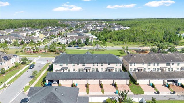 8049 CADMAN STREET, Orlando, FL 32832