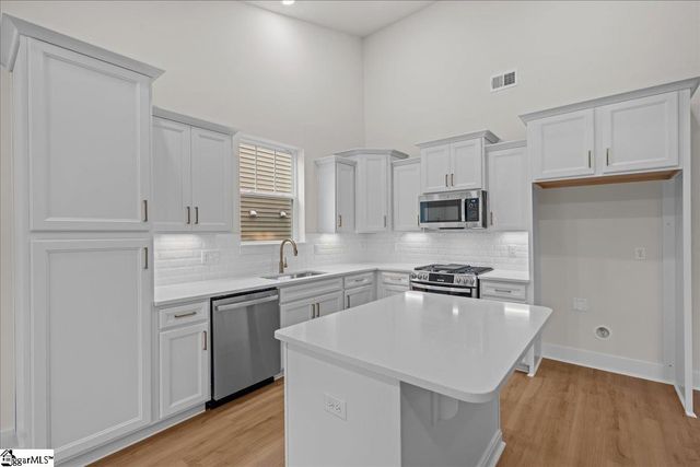 1129 Matisse Circle, Moore, SC 29369