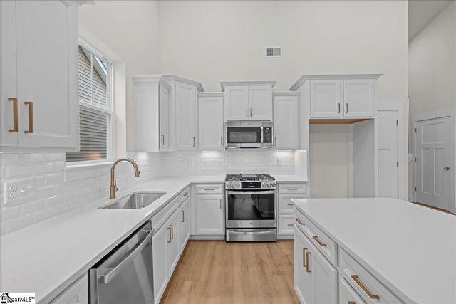 1129 Matisse Circle, Moore, SC 29369