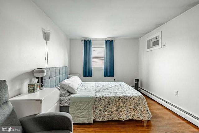 50 OAKLAND AVE, Lansdale, PA 19446