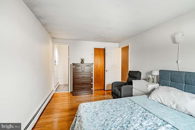 50 OAKLAND AVE, Lansdale, PA 19446