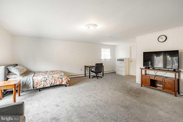 50 OAKLAND AVE, Lansdale, PA 19446