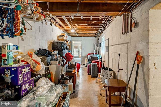 50 OAKLAND AVE, Lansdale, PA 19446