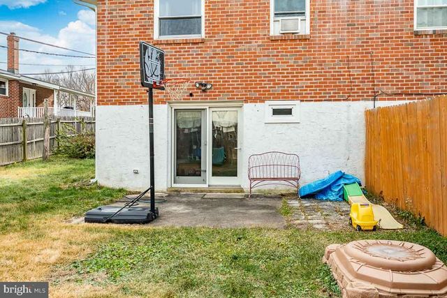 50 OAKLAND AVE, Lansdale, PA 19446