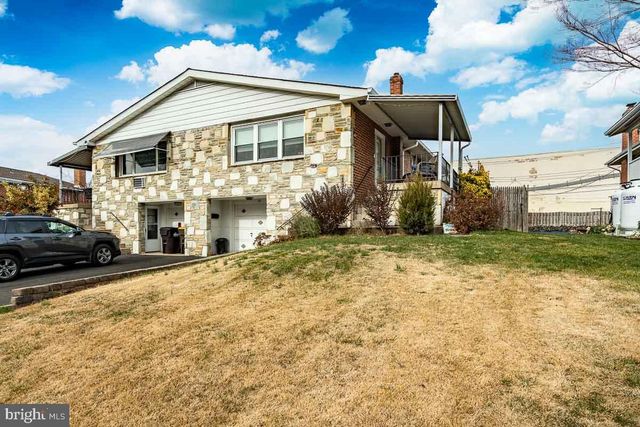 50 OAKLAND AVE, Lansdale, PA 19446